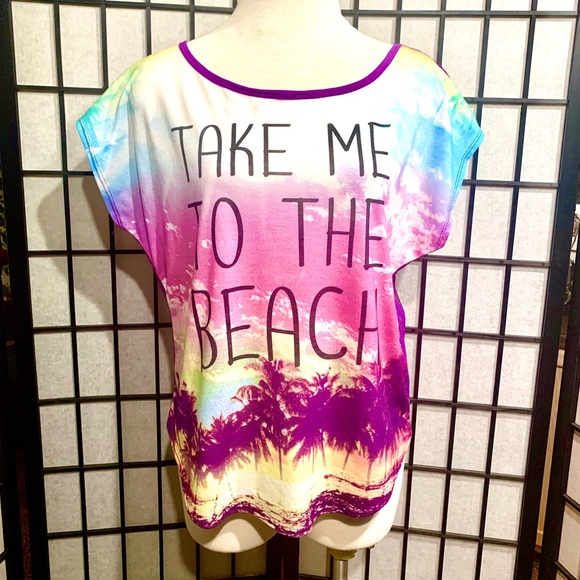 Take Me To The Beach Top with Lace Back - Picture 2 of 4